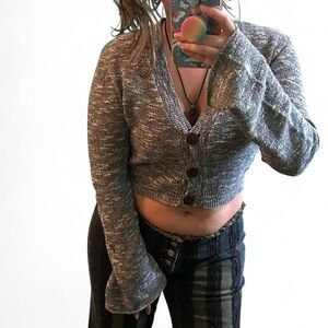 a.n.a. Grey/Blue Heathered Knit Oversized Cropped Cardigan Sweater Wood Buttons